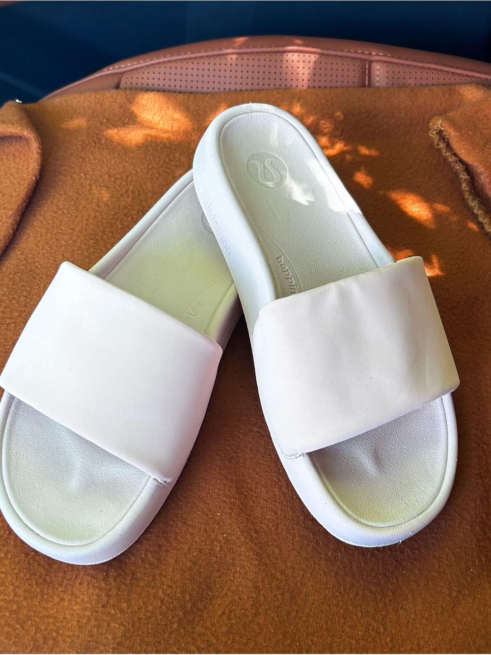 Lululemon pale pink restfeel slide Slide Sandals - size 6